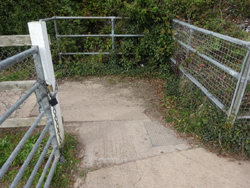 Weir, Gloucester - Sharpness canal, Purton